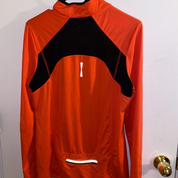 Workout Pullover Jacket - Picture 2 of 2